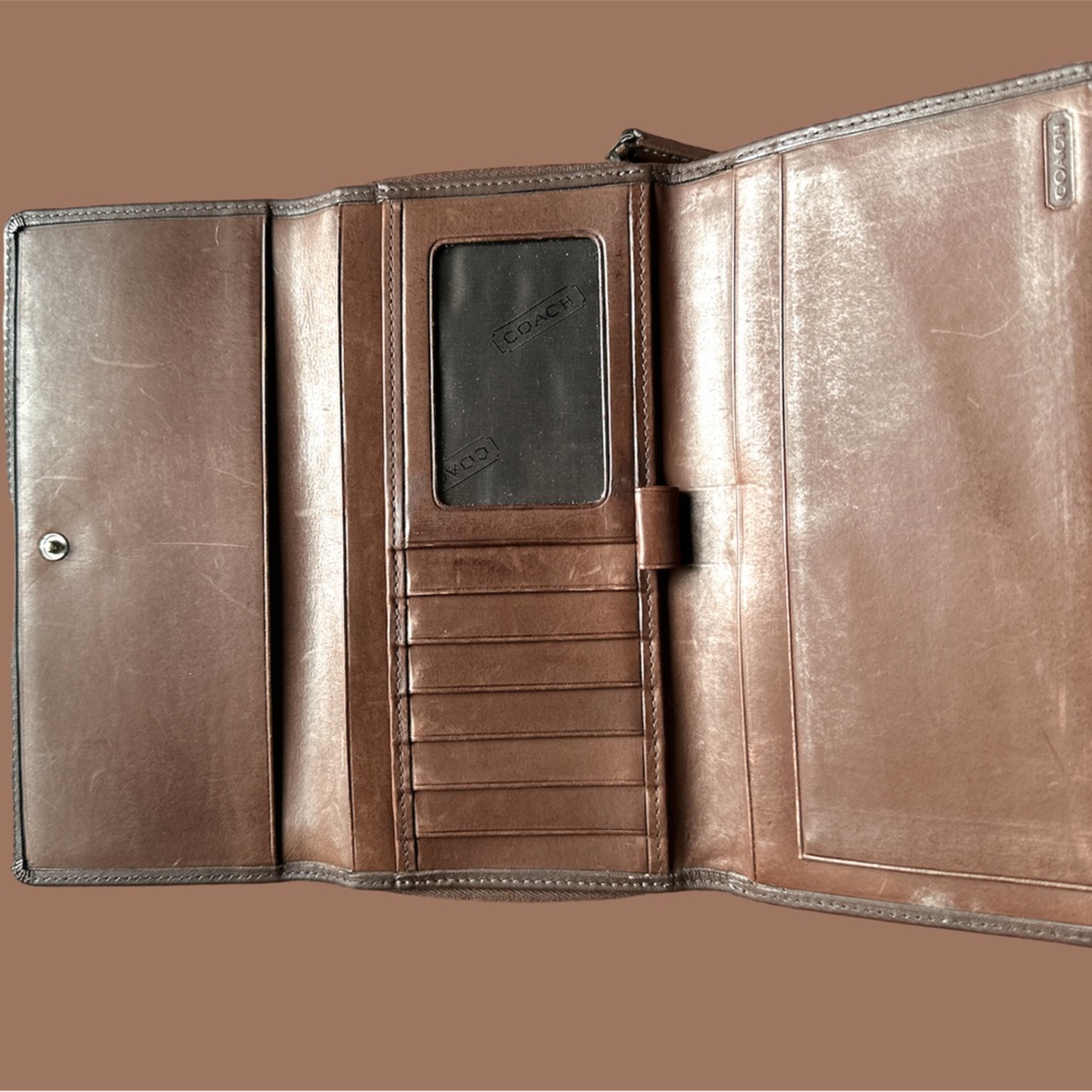 Coach Wallet Accordion - Picture 3 of 10